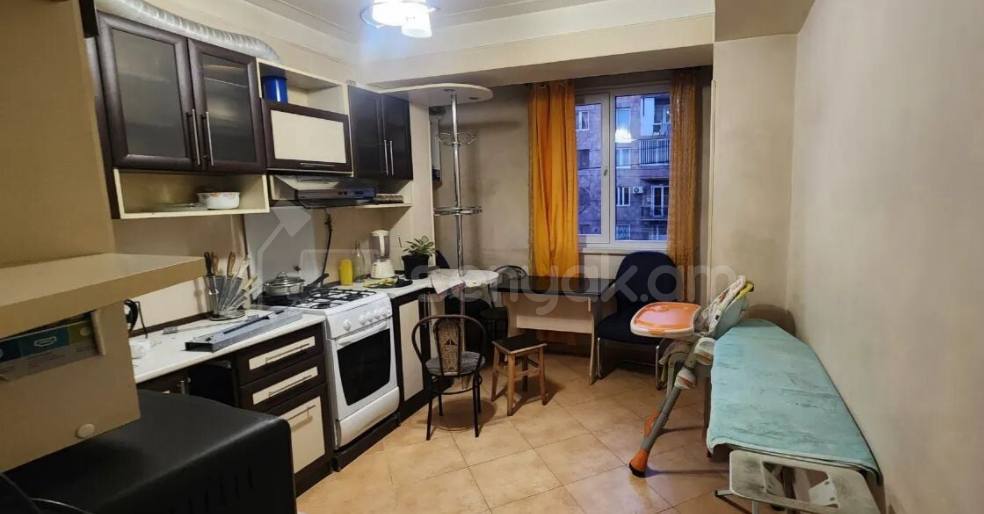 2 Սենյականոց Բնակարան, 67քմ, 2/9 հարկ, Կոսմետիկ Վերանորոգված, Կահավորված, Արևկող