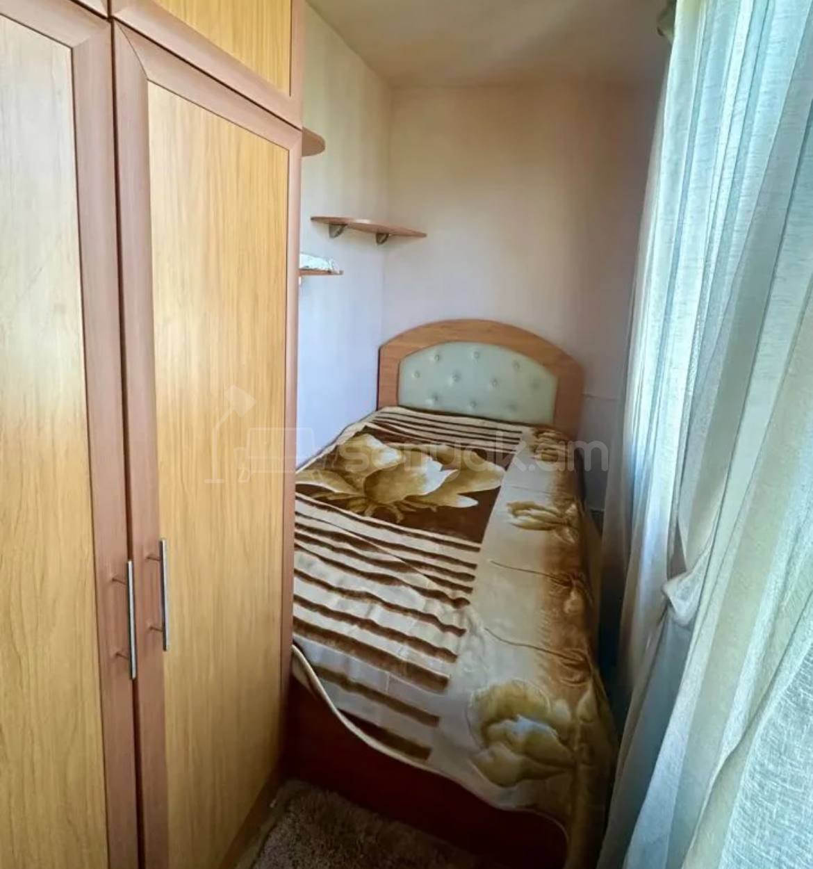 2 Սենյականոց Բնակարան Քարե Շենքում, 46քմ, 3/5 հարկ, Կապիտալ Վերանորոգված, Կահավորված, Արևկող