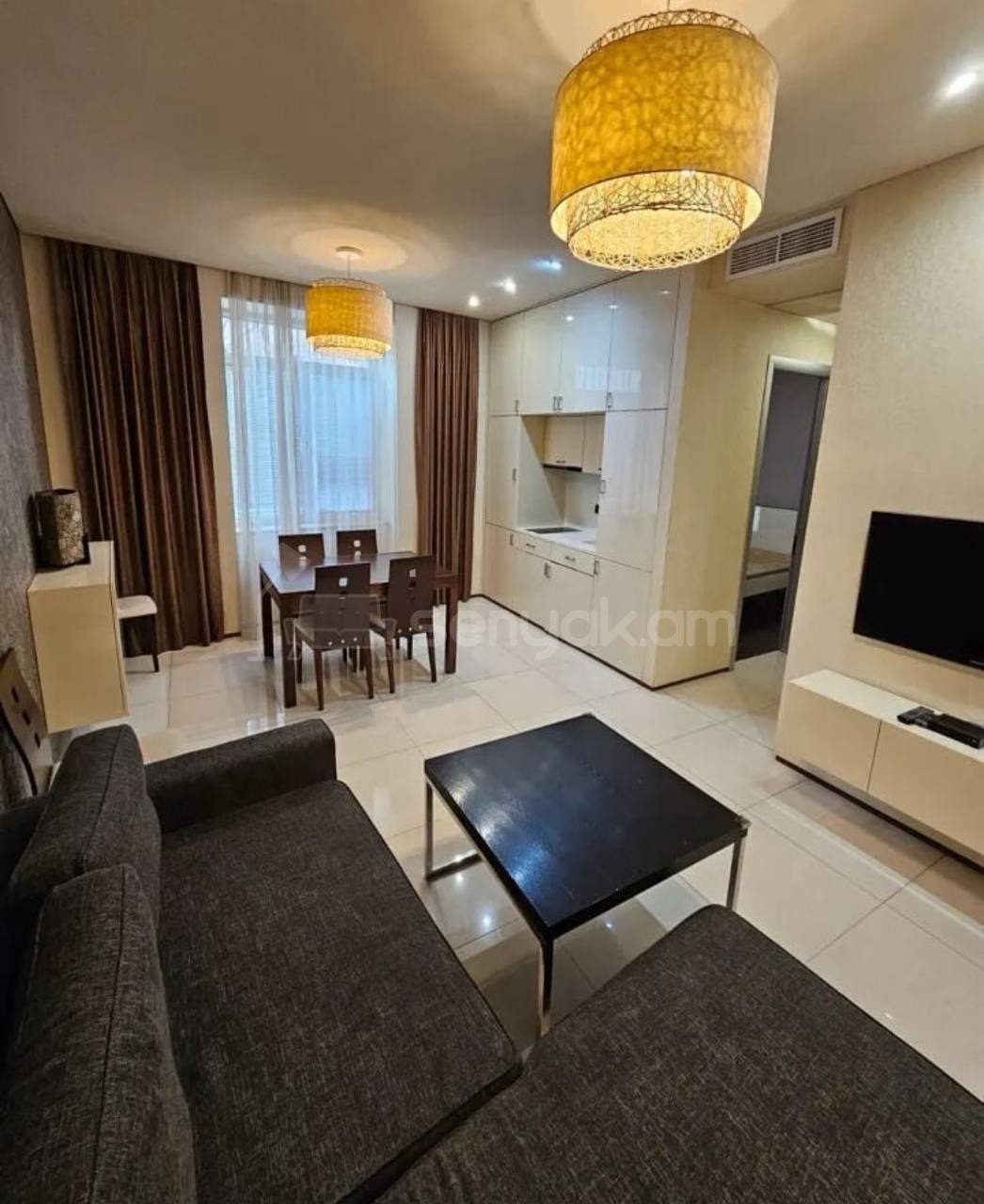 2 Սենյականոց Բնակարան Քարե Շենքում, 40քմ, 3/5 հարկ, Դիզայներական Վերանորոգված, Կահավորված, Արևկող