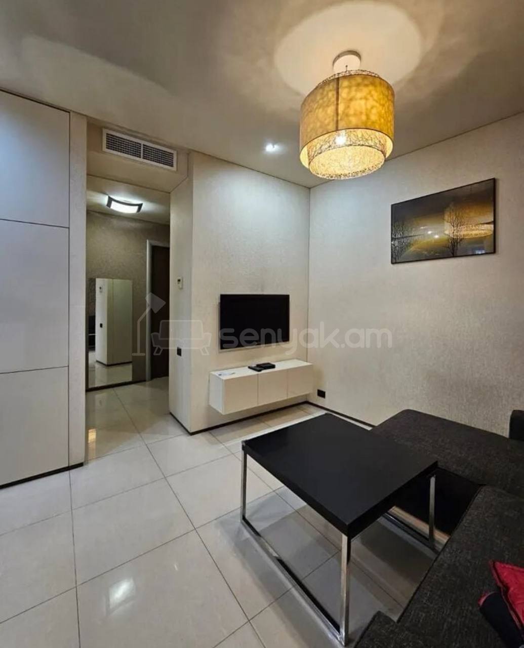 2 Սենյականոց Բնակարան Քարե Շենքում, 40քմ, 3/5 հարկ, Դիզայներական Վերանորոգված, Կահավորված, Արևկող