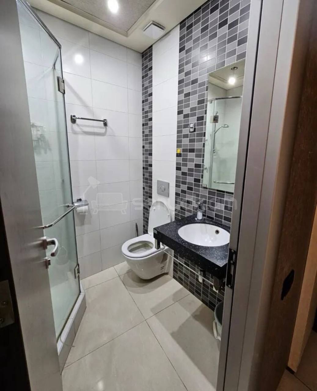 2 Սենյականոց Բնակարան Քարե Շենքում, 40քմ, 3/5 հարկ, Դիզայներական Վերանորոգված, Կահավորված, Արևկող