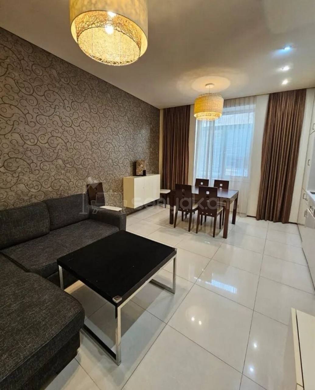 2 Սենյականոց Բնակարան Քարե Շենքում, 40քմ, 3/5 հարկ, Դիզայներական Վերանորոգված, Կահավորված, Արևկող