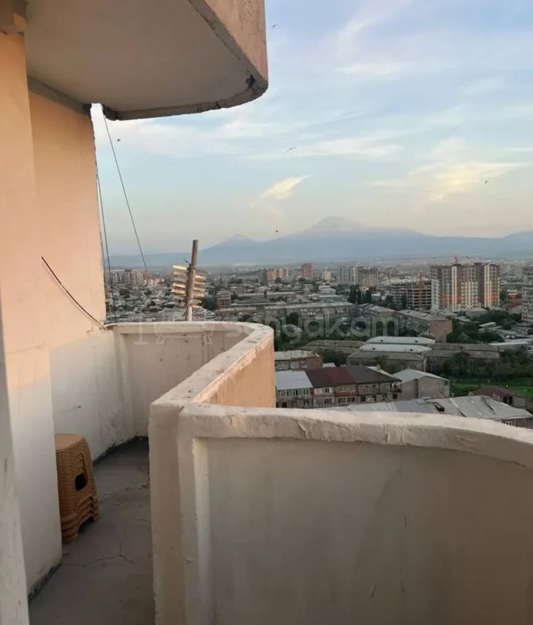 3 Սենյականոց Բնակարան, 70քմ, 12/16 հարկ, Նորմալ Վիճակում, Կահավորված, Արևկող