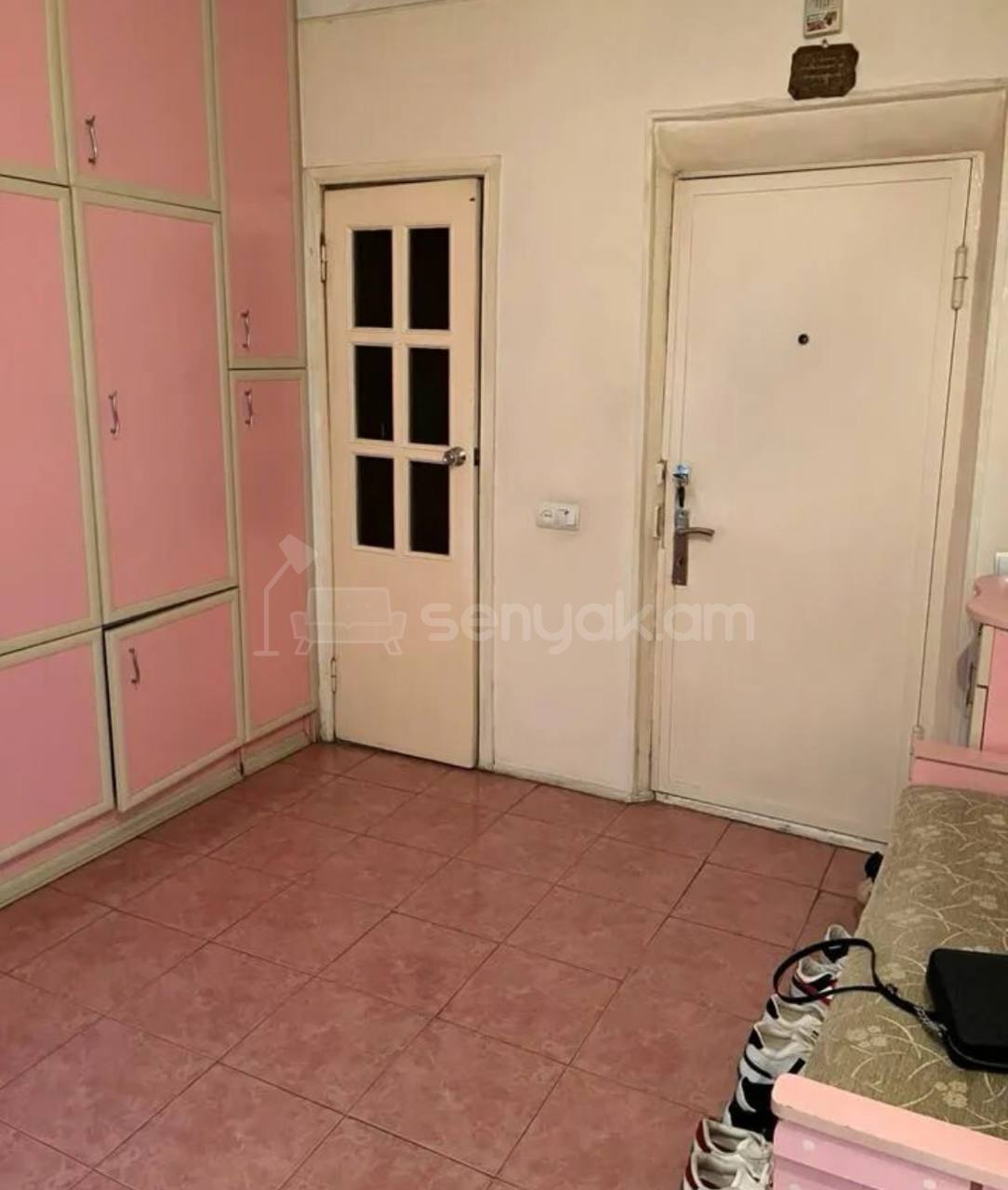 3 Սենյականոց Բնակարան, 70քմ, 12/16 հարկ, Նորմալ Վիճակում, Կահավորված, Արևկող