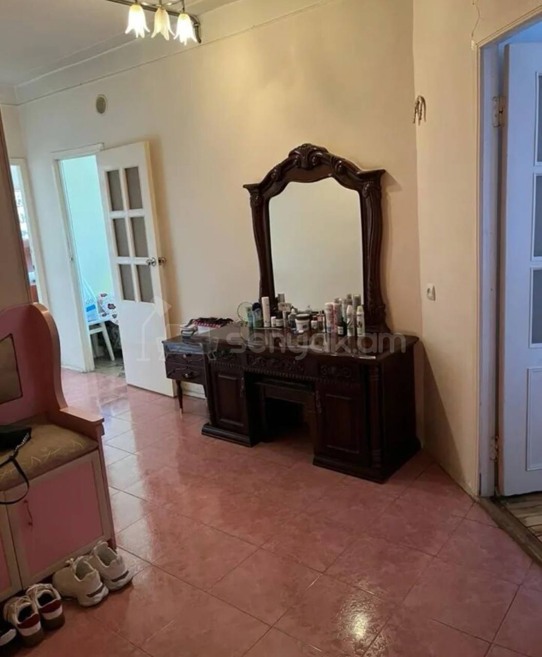 3 Սենյականոց Բնակարան, 70քմ, 12/16 հարկ, Նորմալ Վիճակում, Կահավորված, Արևկող