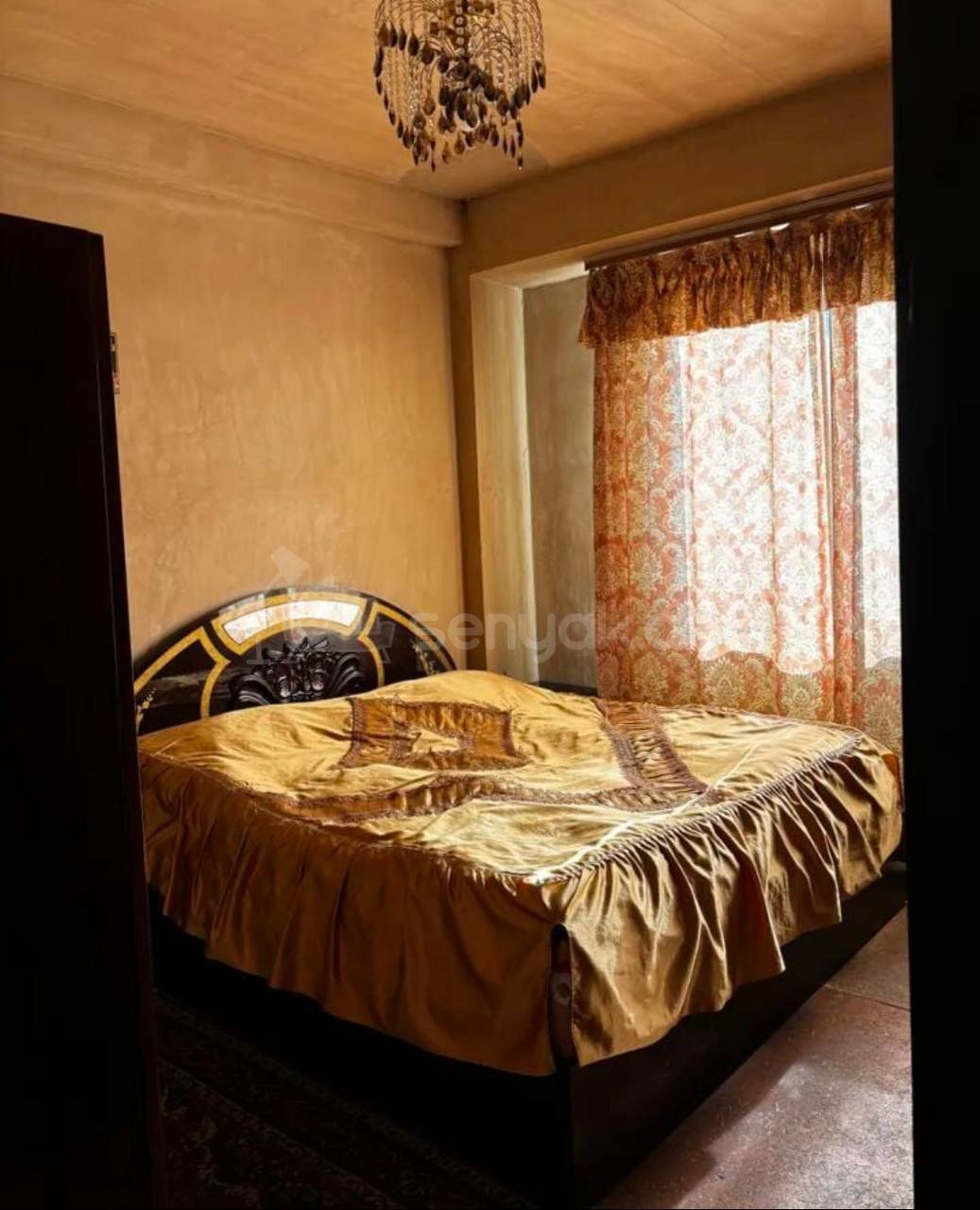 4 Սենյականոց Բնակարան, 105քմ, 13/16 հարկ, Նորմալ Վիճակում, Կահավորված, Արևկող