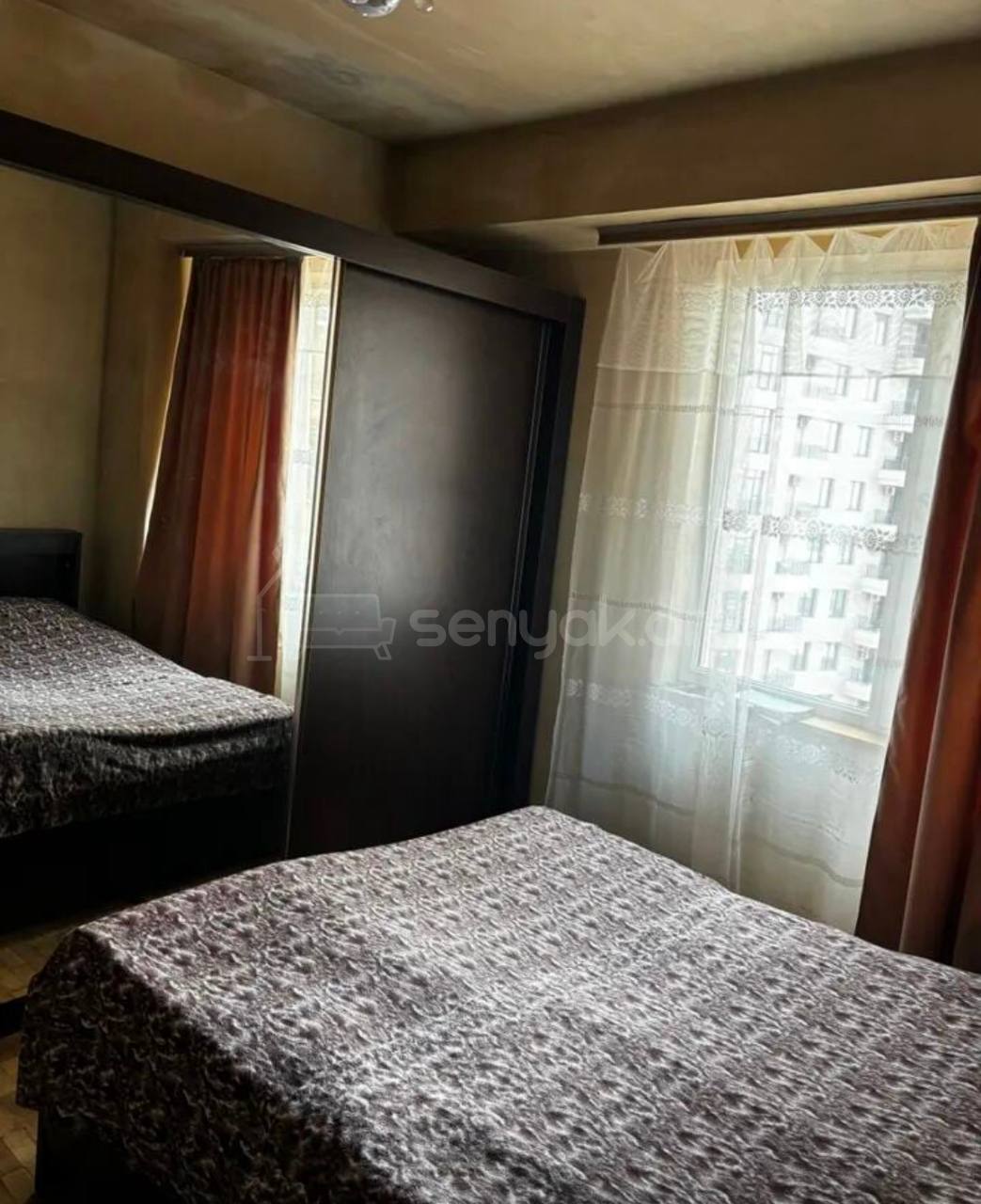 4 Սենյականոց Բնակարան, 105քմ, 13/16 հարկ, Նորմալ Վիճակում, Կահավորված, Արևկող