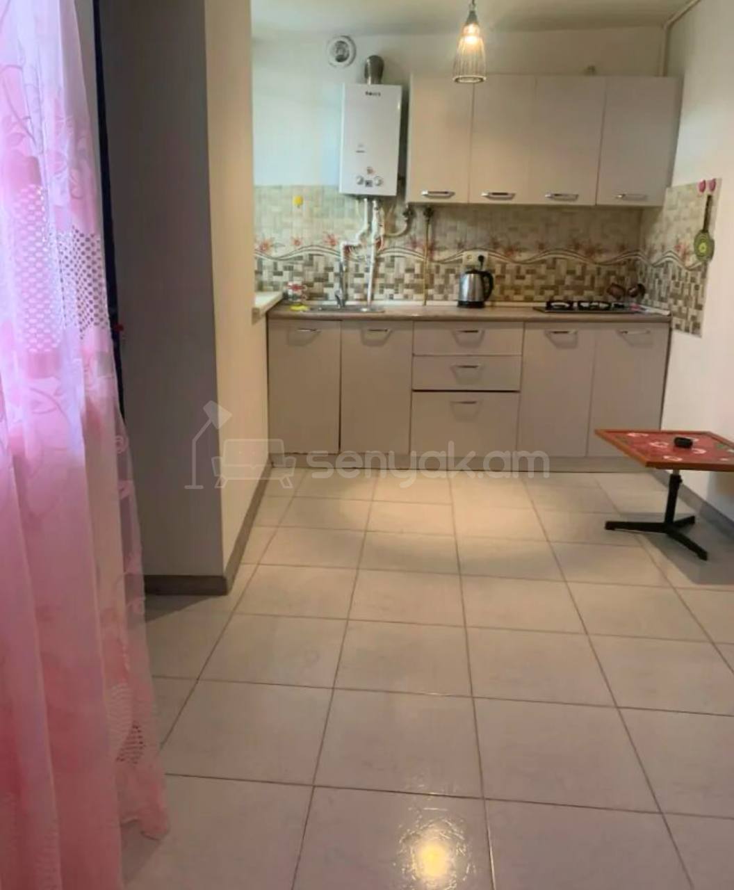 2 Սենյականոց Սեփական Տուն, 80քմ, Նորմալ Վիճակում, Կահավորված