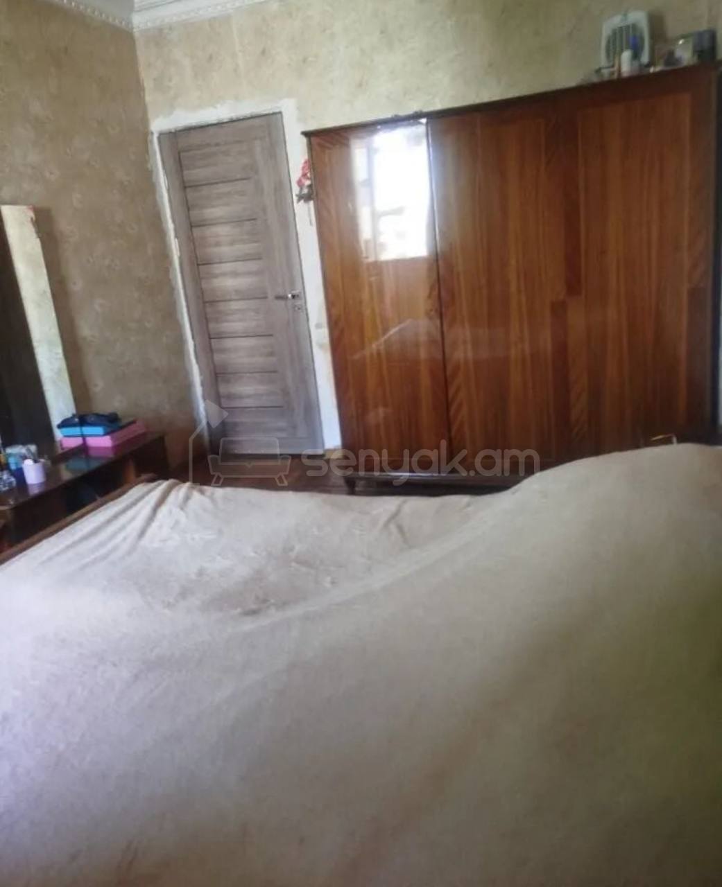 3 Սենյականոց Բնակարան, 80քմ, 4/9 հարկ, Նորմալ Վիճակում