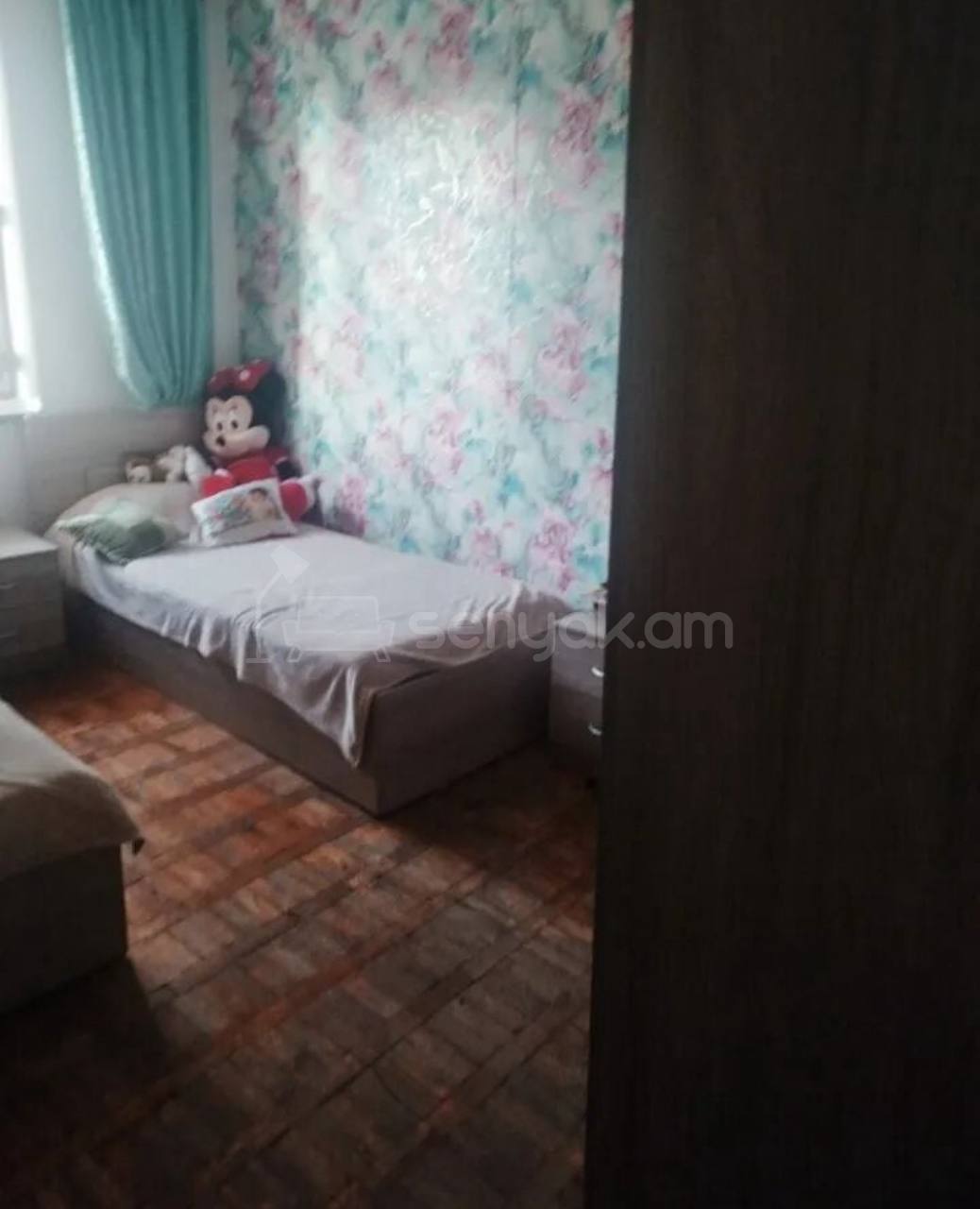 3 Սենյականոց Բնակարան, 80քմ, 4/9 հարկ, Նորմալ Վիճակում