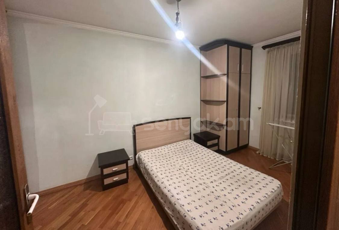 2 Սենյականոց Բնակարան, 50քմ, 3/3 հարկ, Նորմալ Վիճակում, Կահավորված, Արևկող