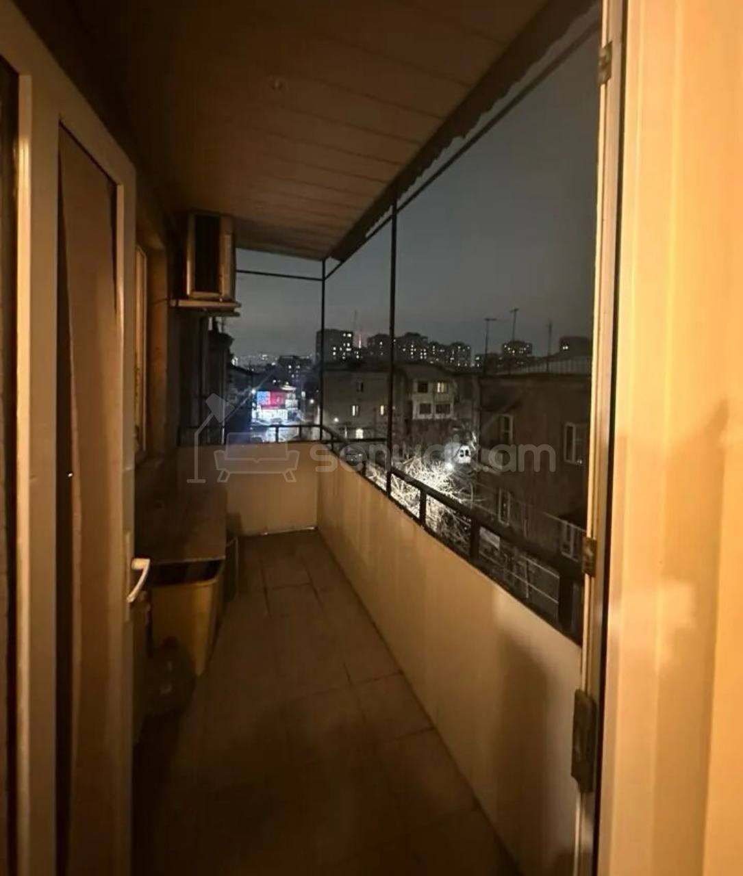 2 Սենյականոց Բնակարան, 50քմ, 3/3 հարկ, Նորմալ Վիճակում, Կահավորված, Արևկող