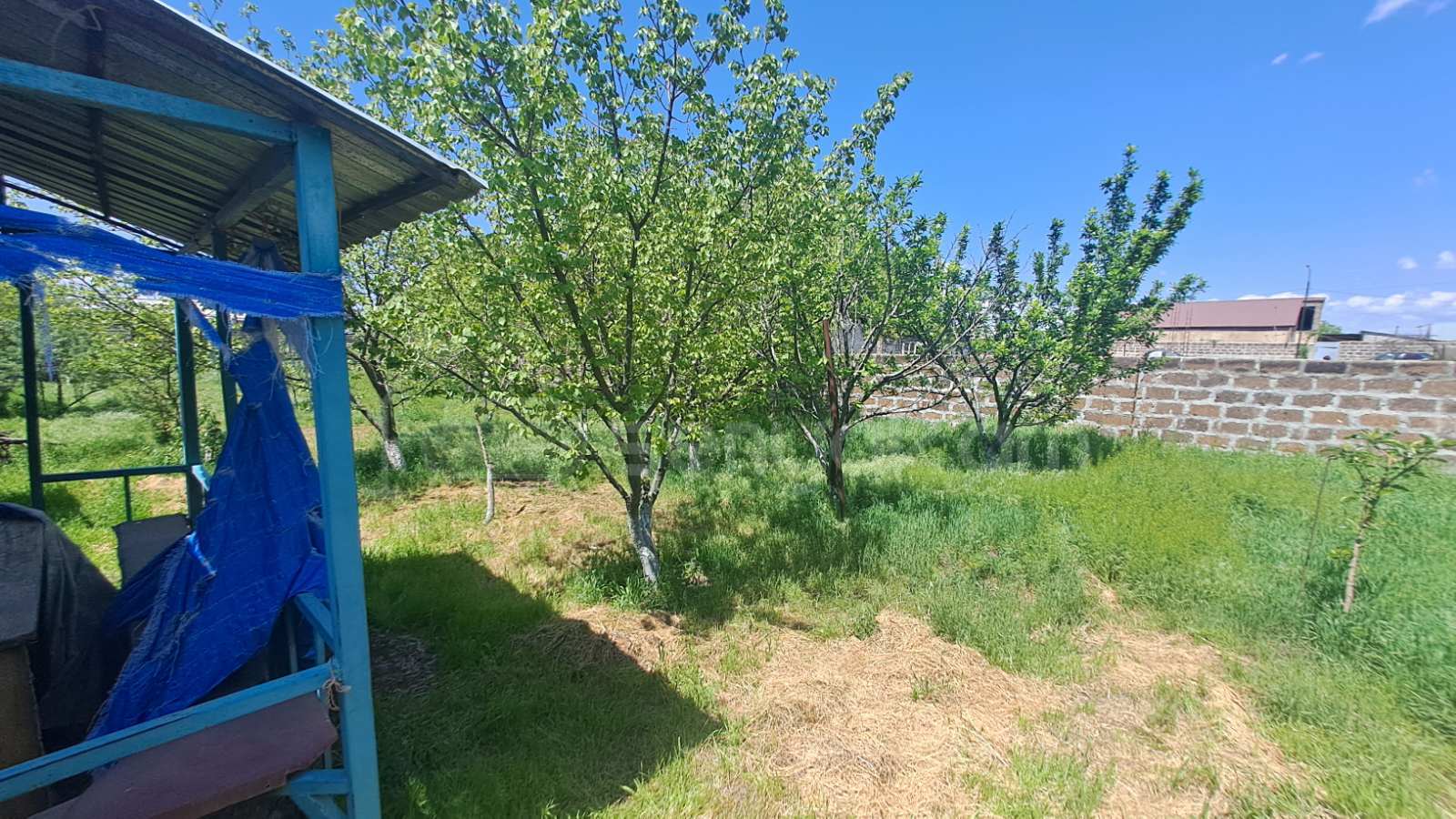 Բնակելի Նշանակության Հողատարածք, 1100քմ, Խմելու Ջրով, Էլեկտրականությամբ, Պարսպապատ