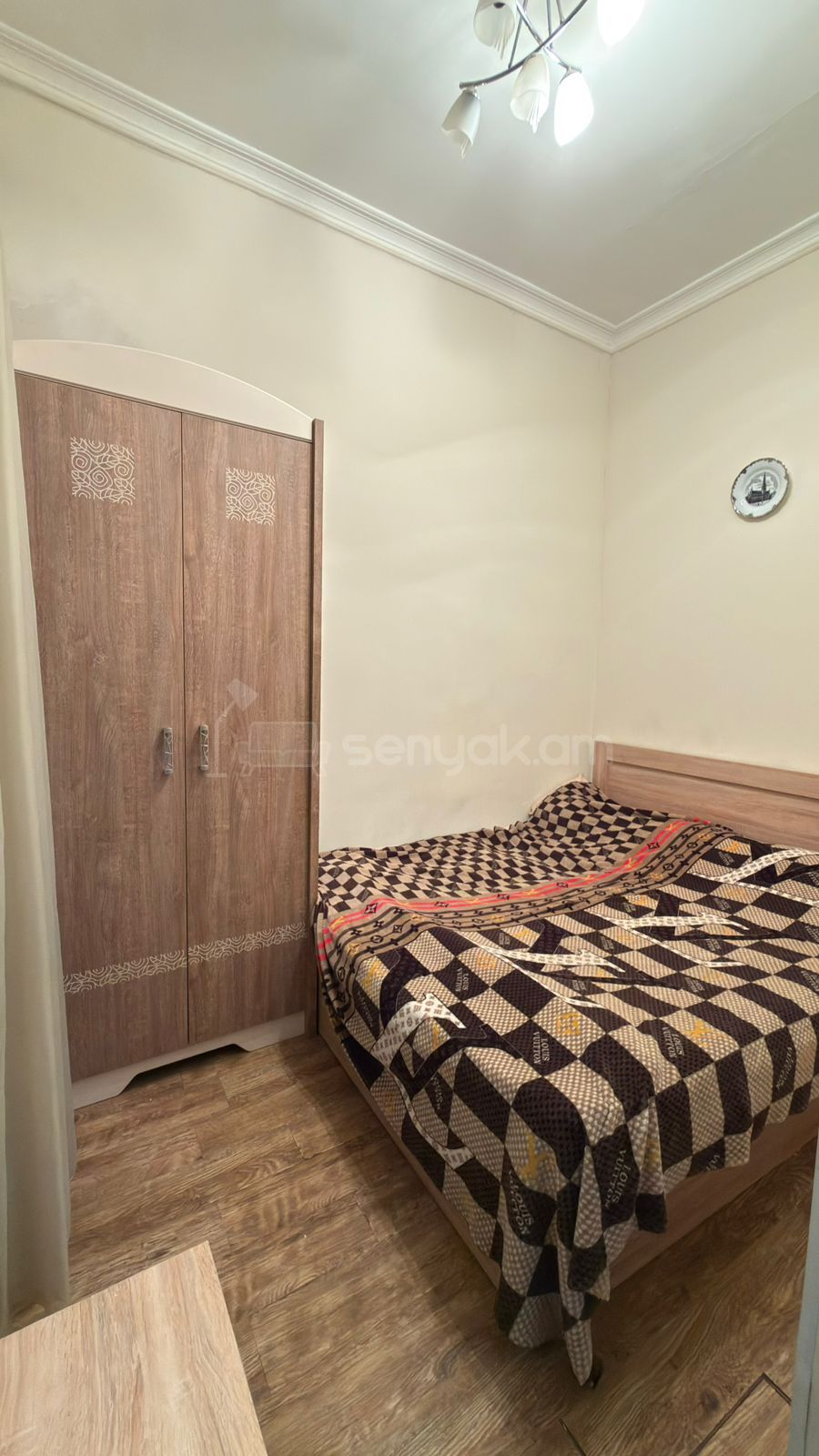 2 Սենյականոց Բնակարան Քարե Շենքում, 40քմ, 2/5 հարկ, Կապիտալ Վերանորոգված, Կահավորված, Արևկող