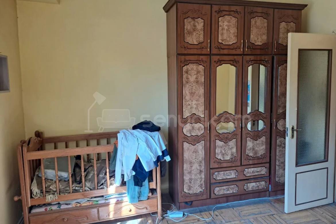 3 Սենյականոց Բնակարան, 78քմ, 4/9 հարկ, Նորմալ Վիճակում