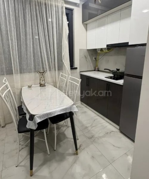 2 Սենյականոց Բնակարան, 50քմ, 5/9 հարկ, Կապիտալ Վերանորոգված, Կահավորված, Արևկող