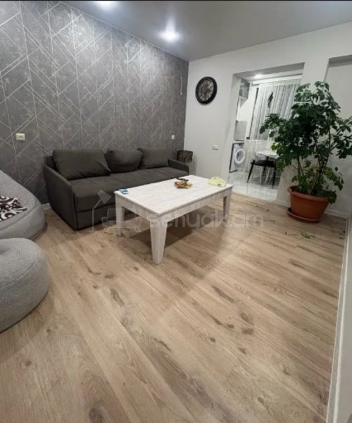 2 Սենյականոց Բնակարան, 50քմ, 5/9 հարկ, Կապիտալ Վերանորոգված, Կահավորված, Արևկող