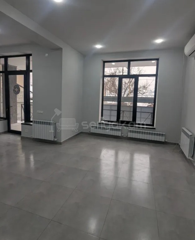 Նորակառույց Օֆիսային Տարածք, 237քմ