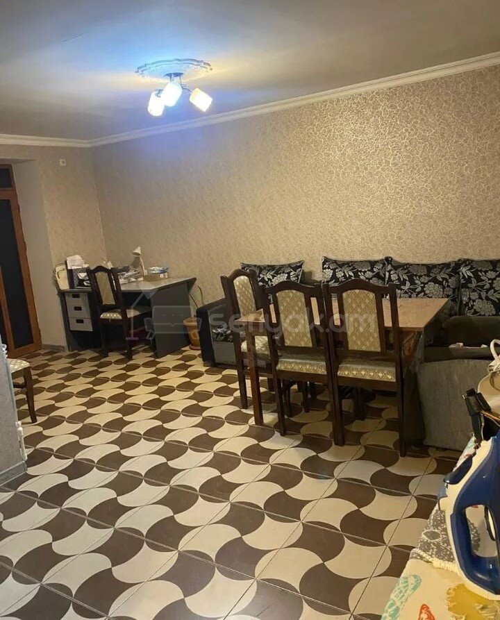 2 Սենյականոց Բնակարան Քարե Շենքում, 45քմ, 1/5 հարկ, Կապիտալ Վերանորոգված