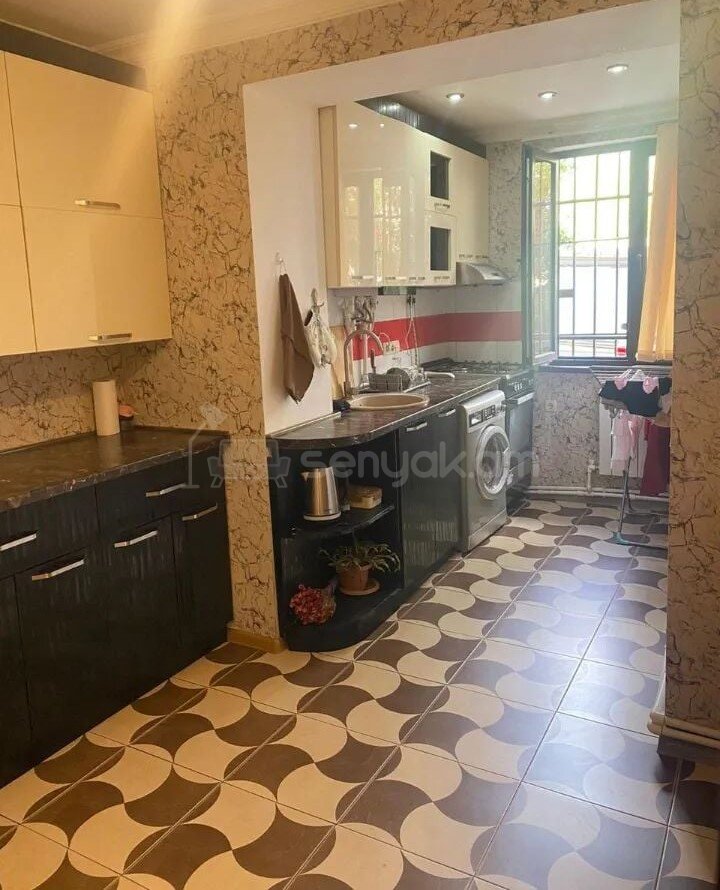 2 Սենյականոց Բնակարան Քարե Շենքում, 45քմ, 1/5 հարկ, Կապիտալ Վերանորոգված