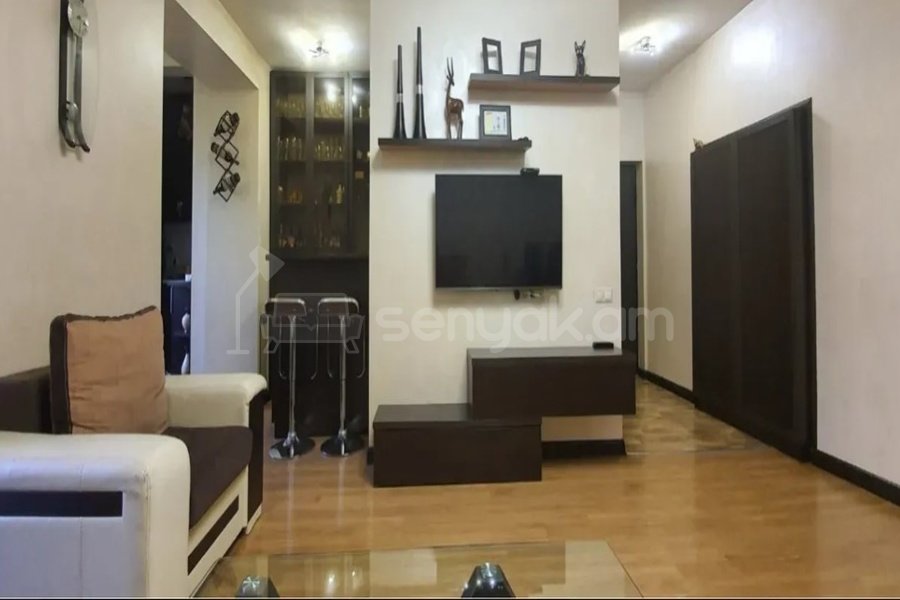 2 Սենյականոց Բնակարան Քարե Շենքում, 62քմ, 2/5 հարկ, Կապիտալ Վերանորոգված, Կահավորված, Արևկող