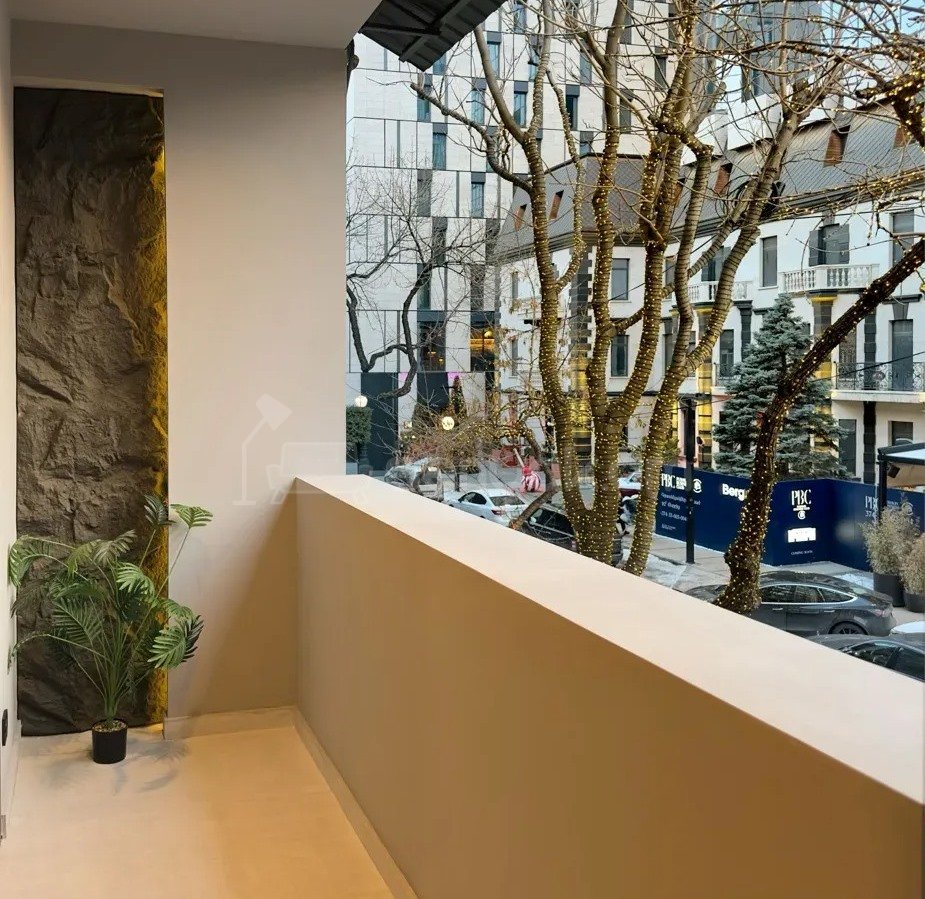 2 Սենյականոց Բնակարան, 50քմ, 2/10 հարկ, Դիզայներական Վերանորոգված