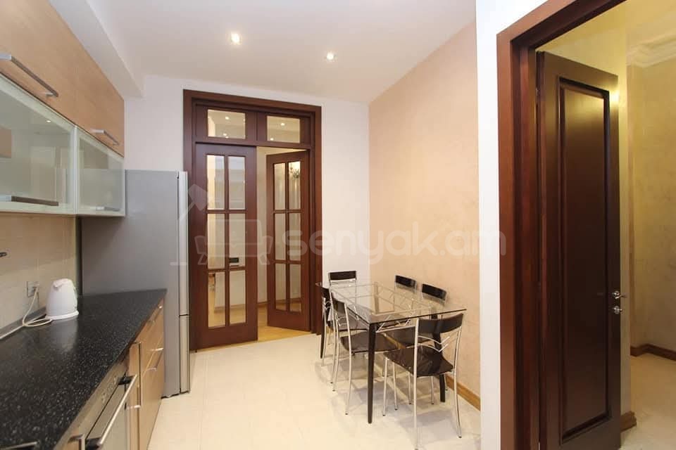 3 Սենյականոց Բնակարան Նորակառույցում, 80քմ, 7/12 հարկ, Դիզայներական Վերանորոգված