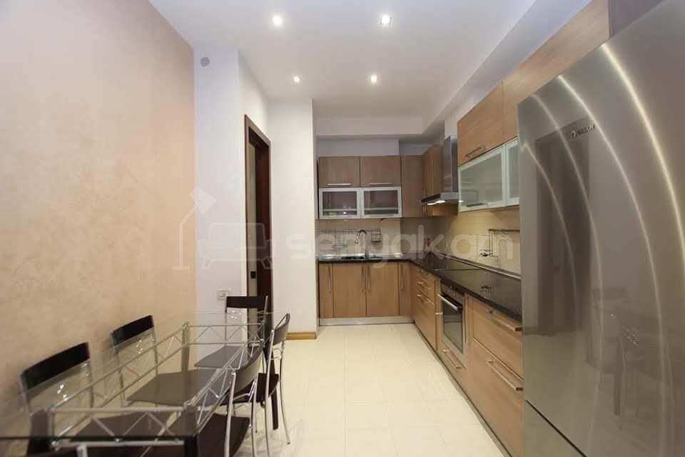 3 Սենյականոց Բնակարան Նորակառույցում, 80քմ, 7/12 հարկ, Դիզայներական Վերանորոգված