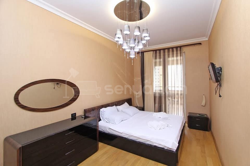 3 Սենյականոց Բնակարան Նորակառույցում, 80քմ, 7/12 հարկ, Դիզայներական Վերանորոգված