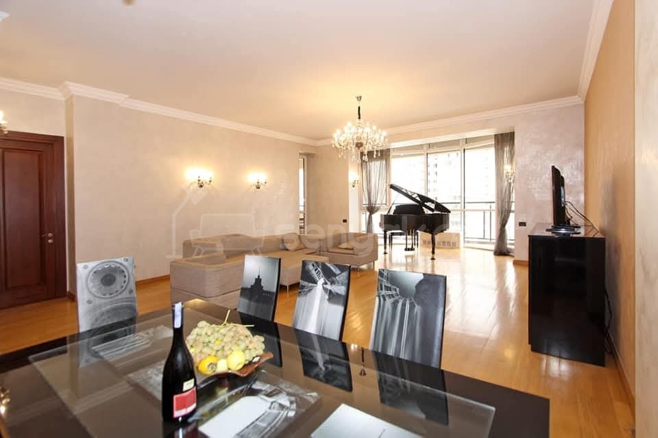 3 Սենյականոց Բնակարան Նորակառույցում, 80քմ, 7/12 հարկ, Դիզայներական Վերանորոգված