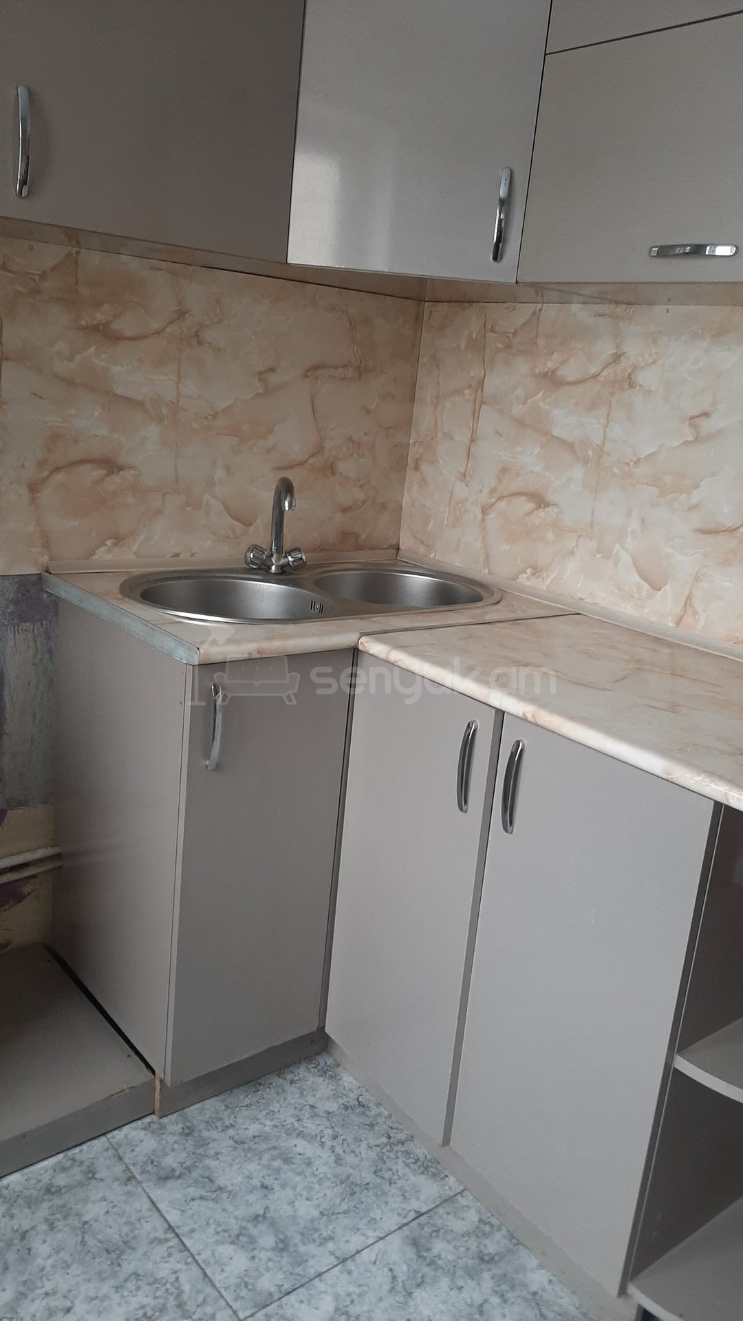 2 Սենյականոց Բնակարան, 58քմ, 3/5 հարկ, Կոսմետիկ Վերանորոգված, Արևկող