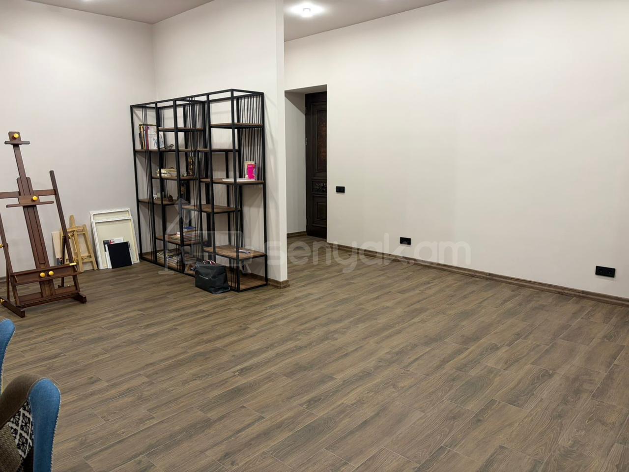 Օֆիսային Տարածք, 51քմ, Կապիտալ Վերանորոգված