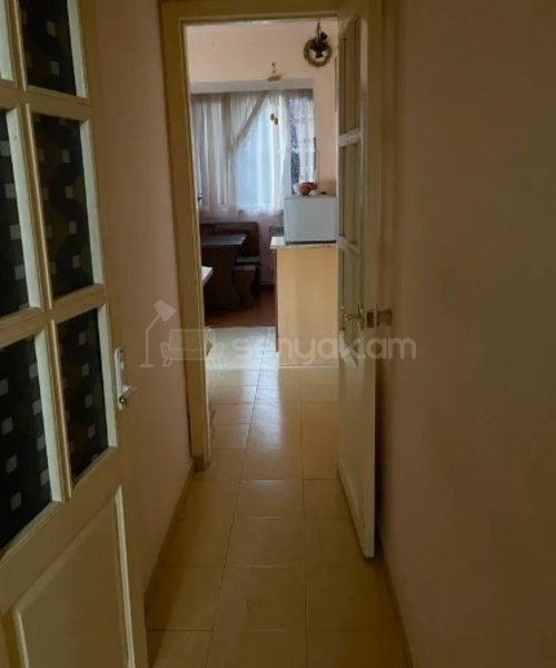 3 Սենյականոց Բնակարան Քարե Շենքում, 72քմ, 1/4 հարկ, Կոսմետիկ Վերանորոգված