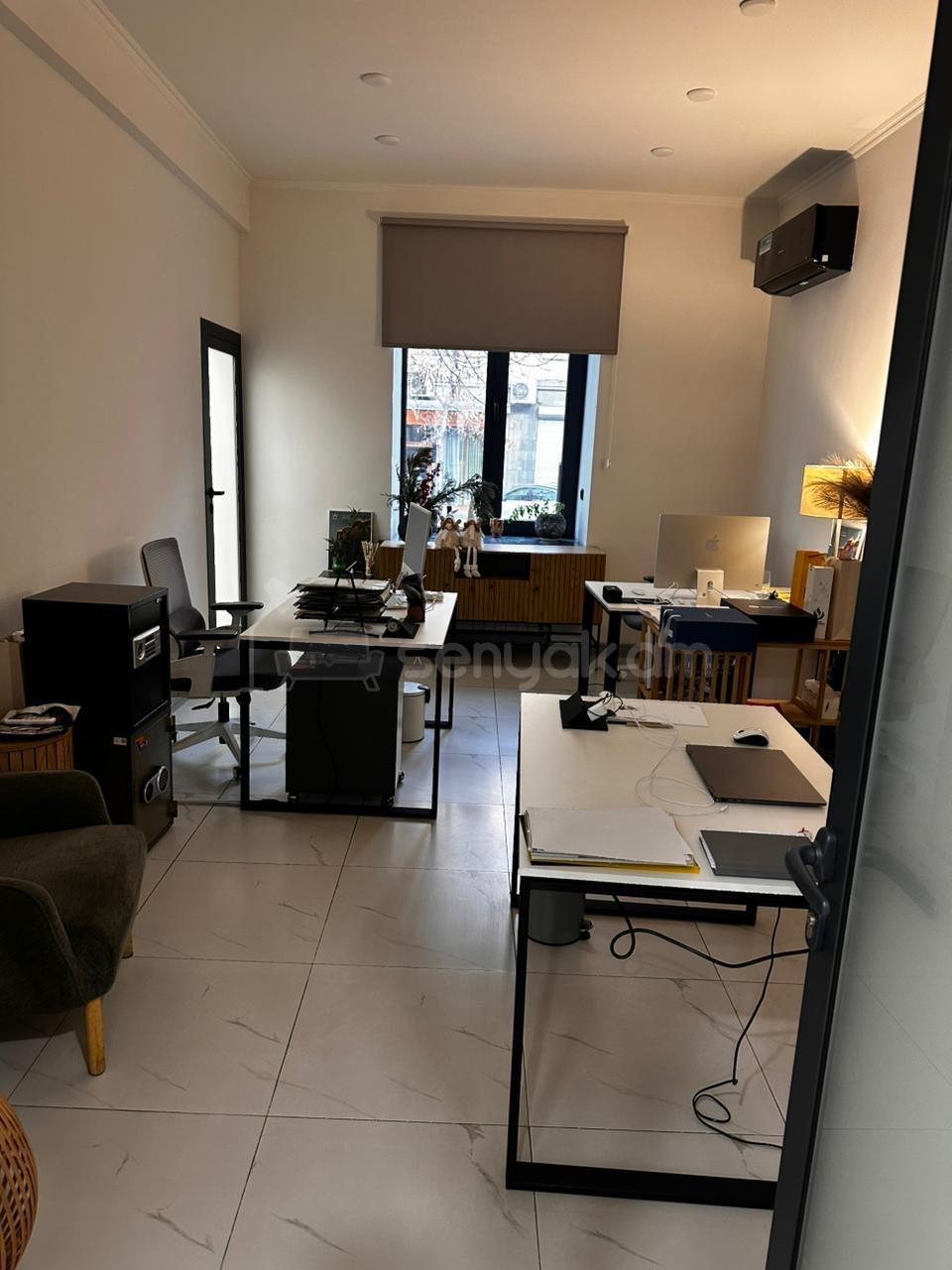 Օֆիսային Տարածք, 100քմ