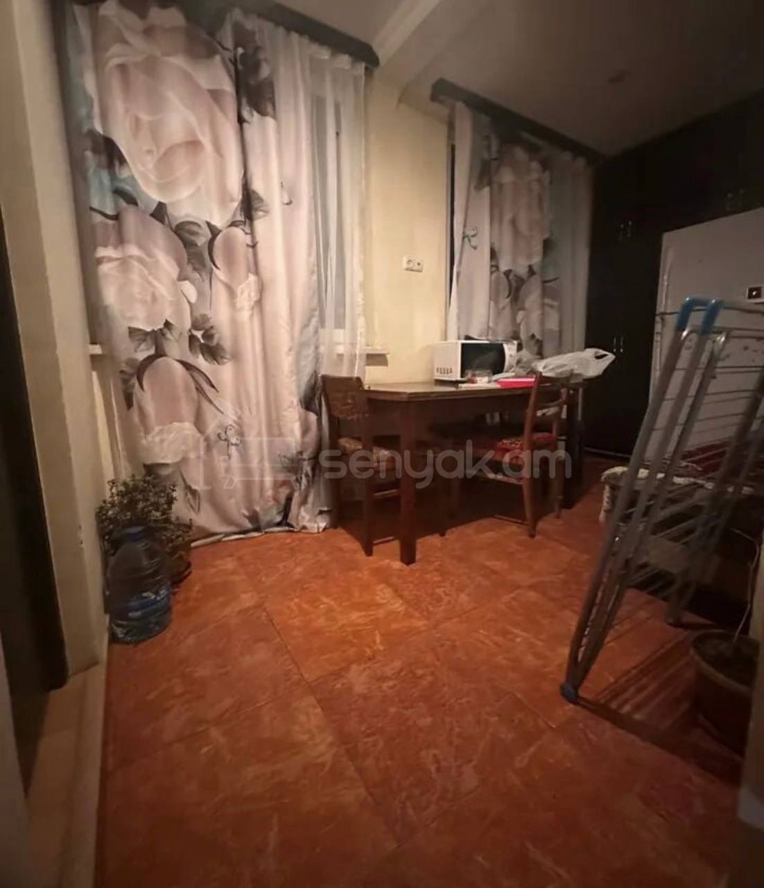 3 Սենյականոց Բնակարան Քարե Շենքում, 76քմ, 4/5 հարկ, Կոսմետիկ Վերանորոգված, Կահավորված, Արևկող