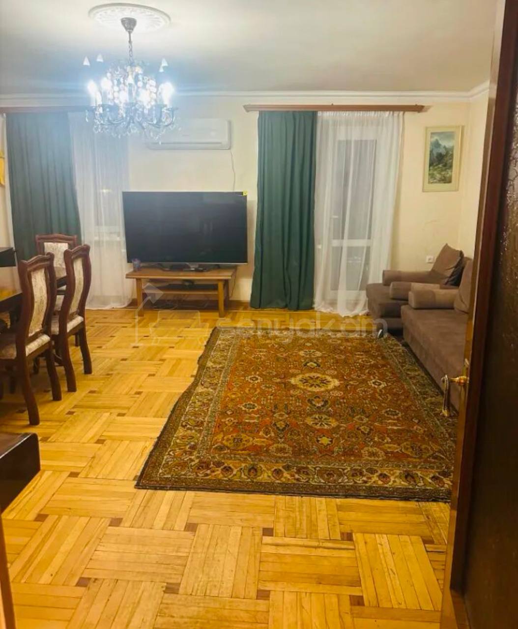 3 Սենյականոց Բնակարան Քարե Շենքում, 76քմ, 4/5 հարկ, Կոսմետիկ Վերանորոգված, Կահավորված, Արևկող