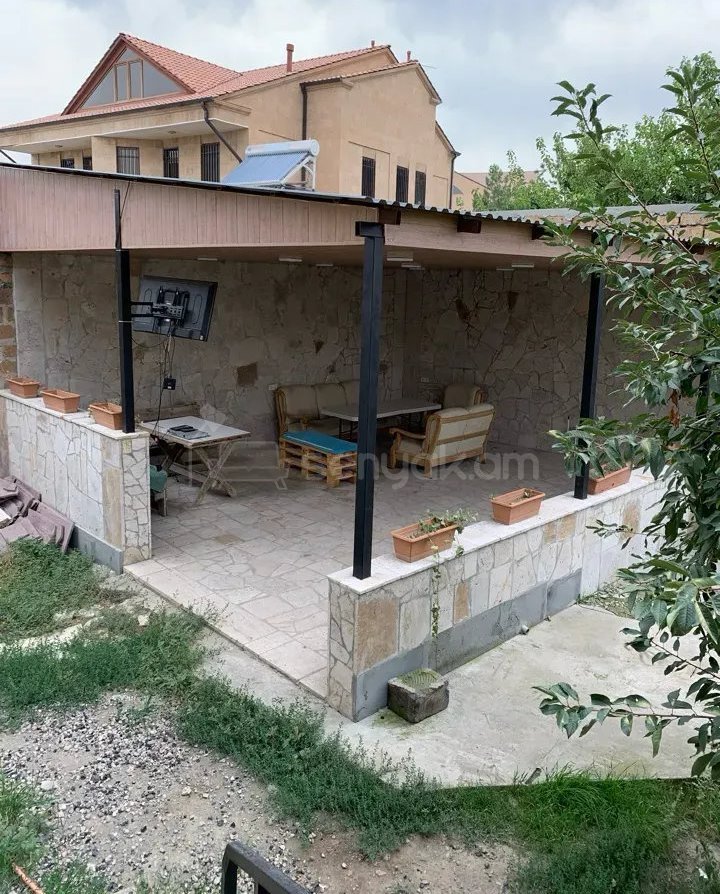 6 Սենյականոց Սեփական Տուն, 385քմ, Կապիտալ Վերանորոգված, Ավտոտնակով