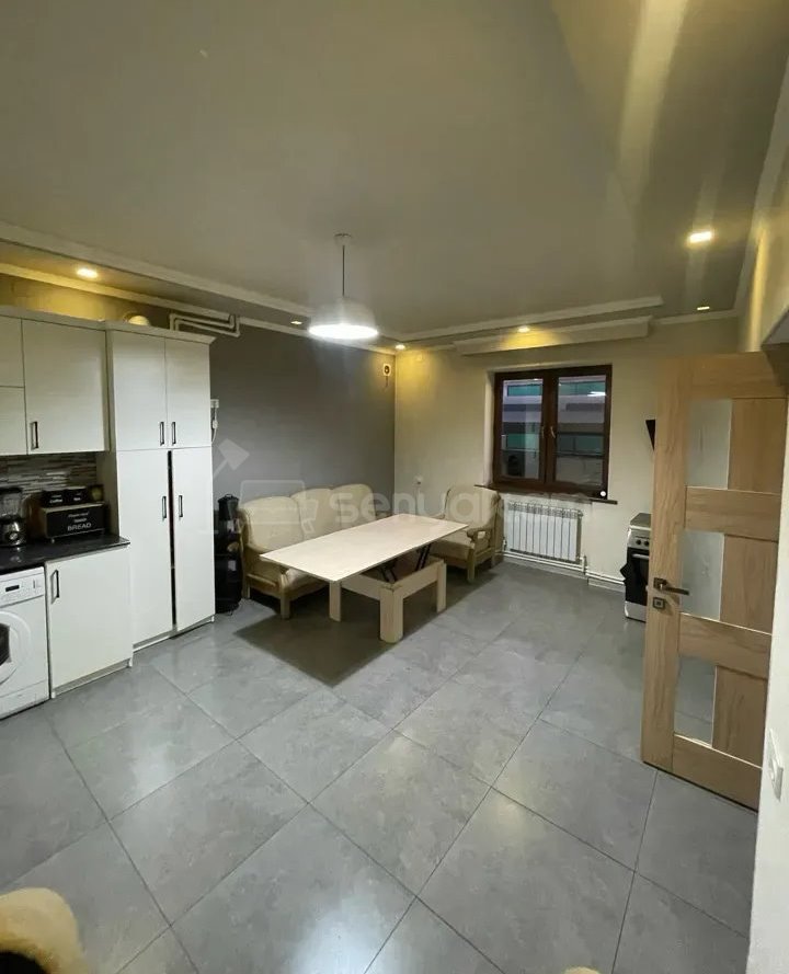 6 Սենյականոց Սեփական Տուն, 385քմ, Կապիտալ Վերանորոգված, Ավտոտնակով