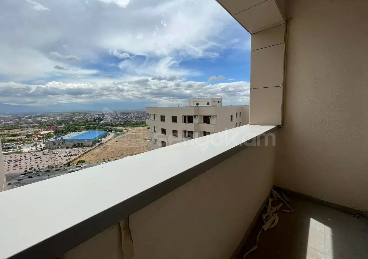 3 Սենյականոց Բնակարան Նորակառույցում, 101քմ, 17/17 հարկ, Կապիտալ Վերանորոգված