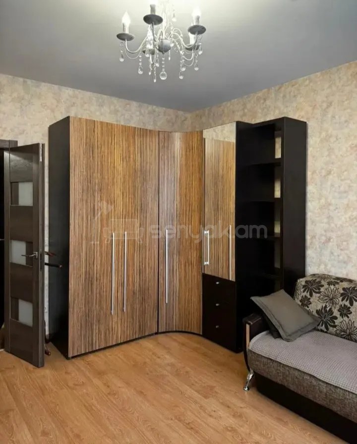 2 Սենյականոց Բնակարան Քարե Շենքում, 60քմ, 3/5 հարկ, Նորմալ Վիճակում, Կահավորված