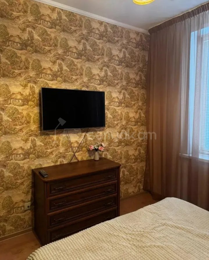 2 Սենյականոց Բնակարան Քարե Շենքում, 60քմ, 3/5 հարկ, Նորմալ Վիճակում, Կահավորված