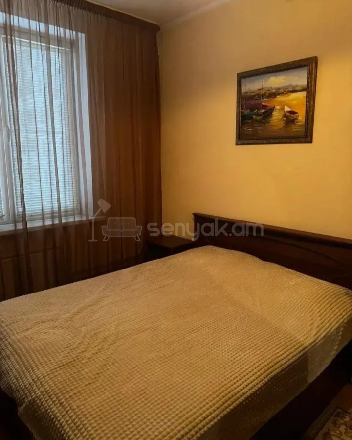 2 Սենյականոց Բնակարան Քարե Շենքում, 60քմ, 3/5 հարկ, Նորմալ Վիճակում, Կահավորված