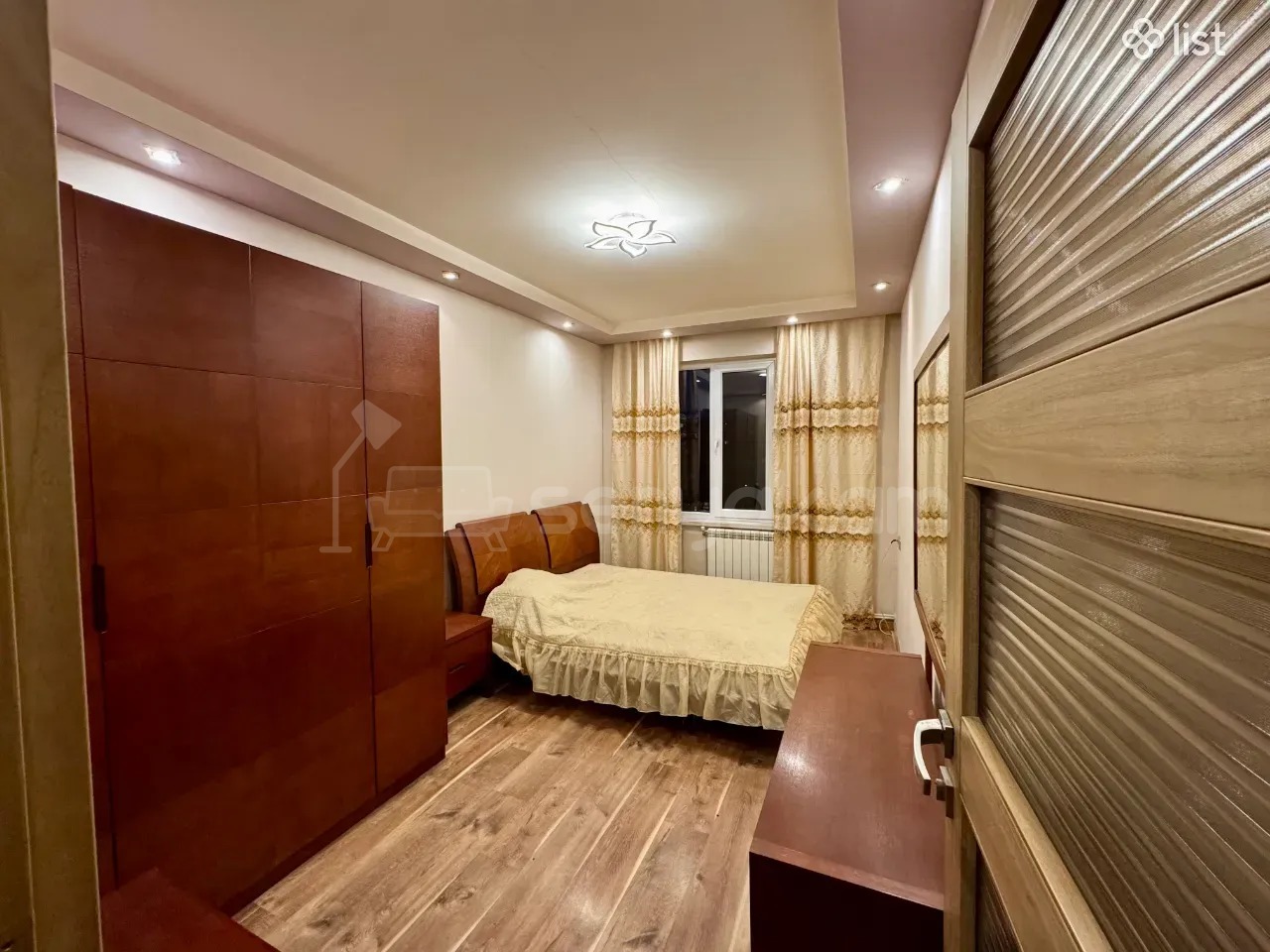 3 Սենյականոց Բնակարան, 75քմ, 5/9 հարկ, Կապիտալ Վերանորոգված, Կահավորված