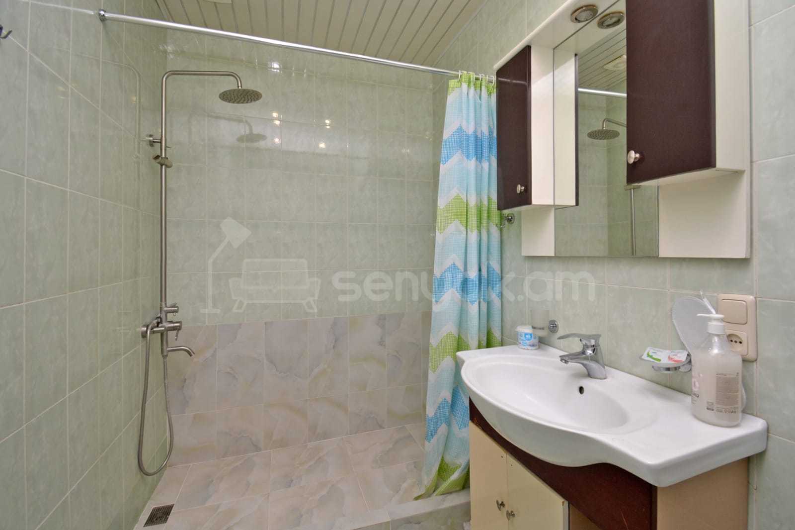 4 Սենյականոց Բնակարան Նորակառույցում, 90քմ, 4/12 հարկ, Կապիտալ Վերանորոգված