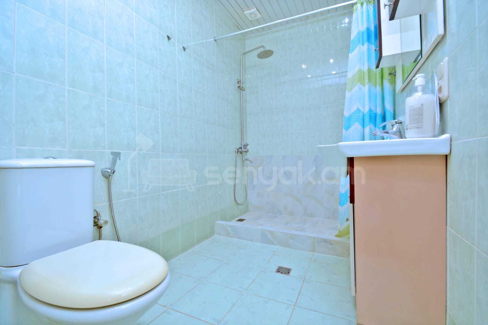 4 Սենյականոց Բնակարան Նորակառույցում, 90քմ, 4/12 հարկ, Կապիտալ Վերանորոգված