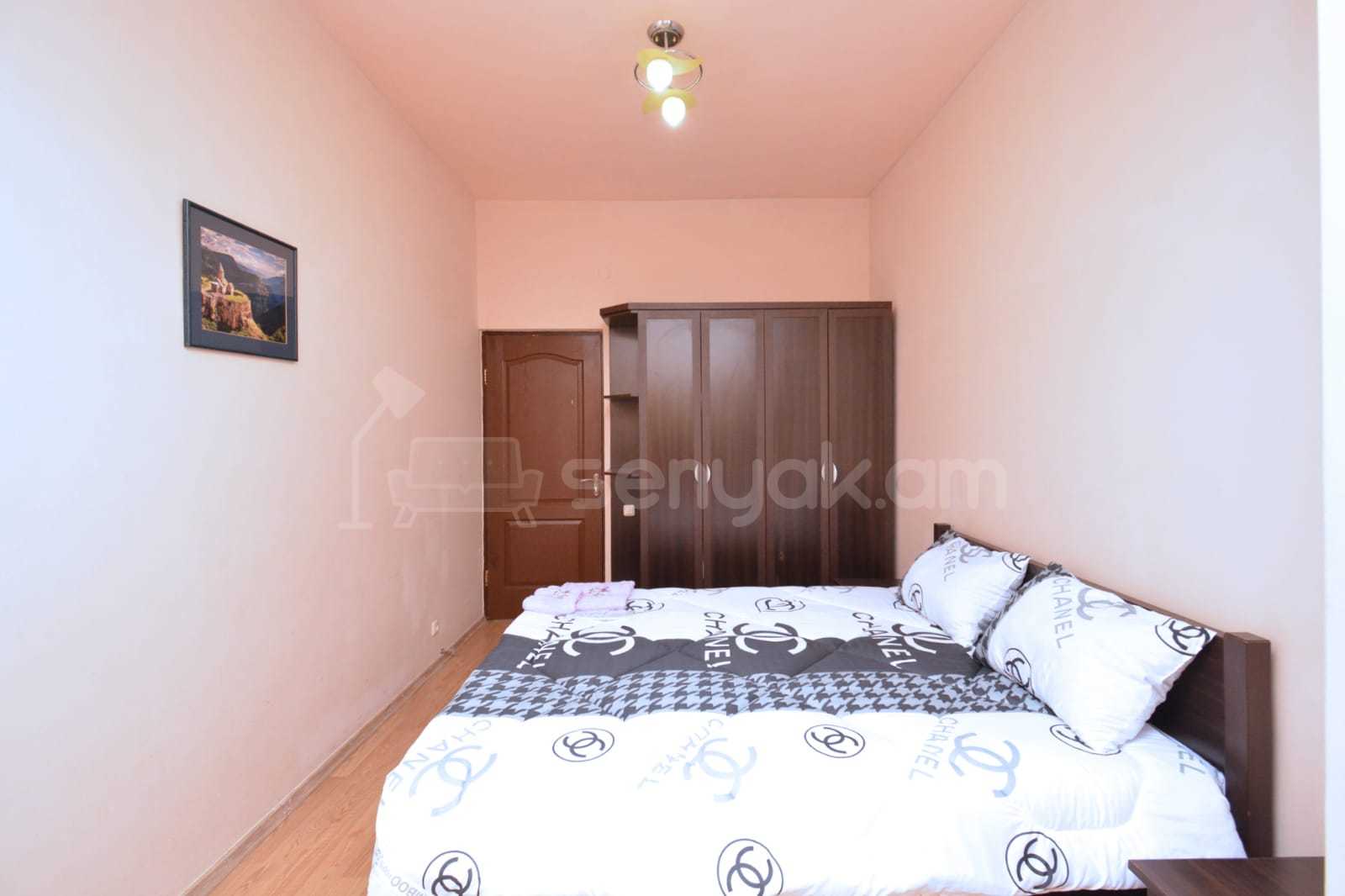 4 Սենյականոց Բնակարան Նորակառույցում, 90քմ, 4/12 հարկ, Կապիտալ Վերանորոգված