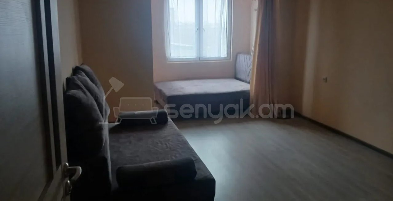 2 Սենյականոց Բնակարան, 45քմ, 3/7 հարկ, Նորմալ Վիճակում, Կահավորված