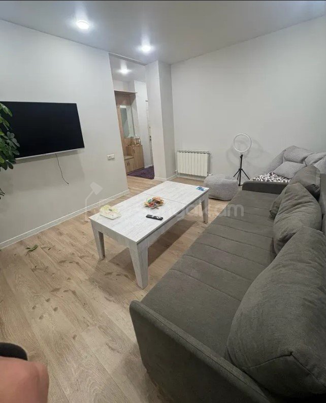 2 Սենյականոց Բնակարան, 50քմ, 5/9 հարկ, Կապիտալ Վերանորոգված, Կահավորված