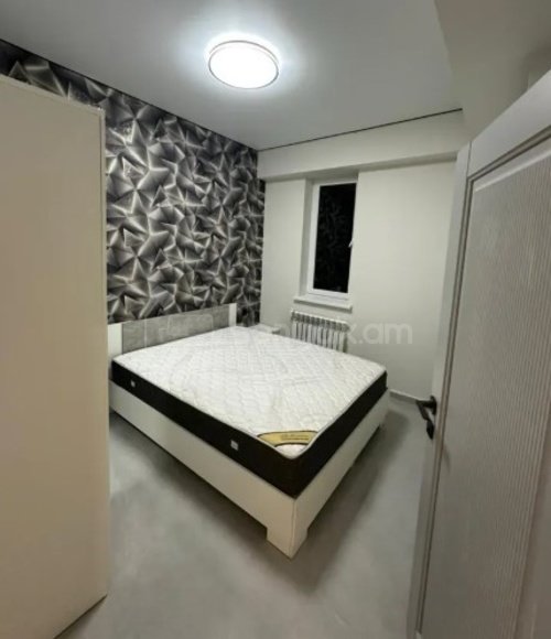 3 Սենյականոց Բնակարան, 65քմ, 11/13 հարկ, Դիզայներական Վերանորոգված, Կահավորված, Արևկող