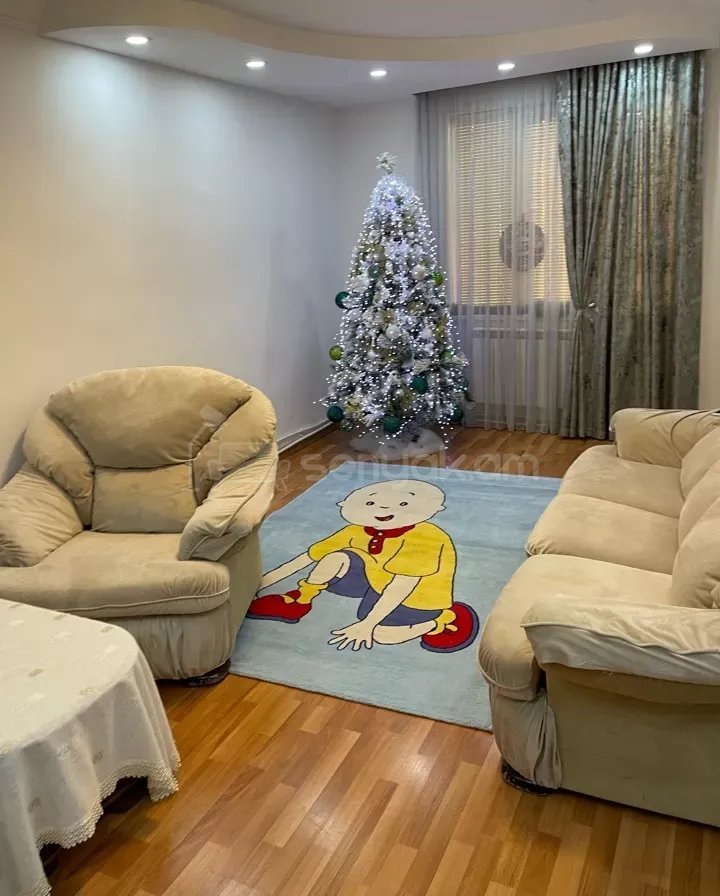 2 Սենյականոց Բնակարան Քարե Շենքում, 76քմ, 4/5 հարկ, Կապիտալ Վերանորոգված